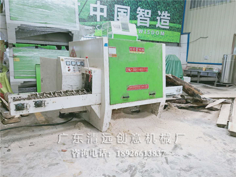 350型圓木多片鋸，采用超薄鋸片，出材率高達80%