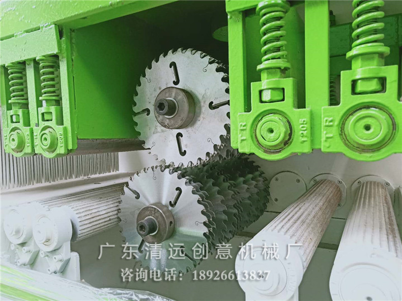 多片鋸內(nèi)倉細(xì)節(jié)，采用上下軸多片鋸，超薄鋸片