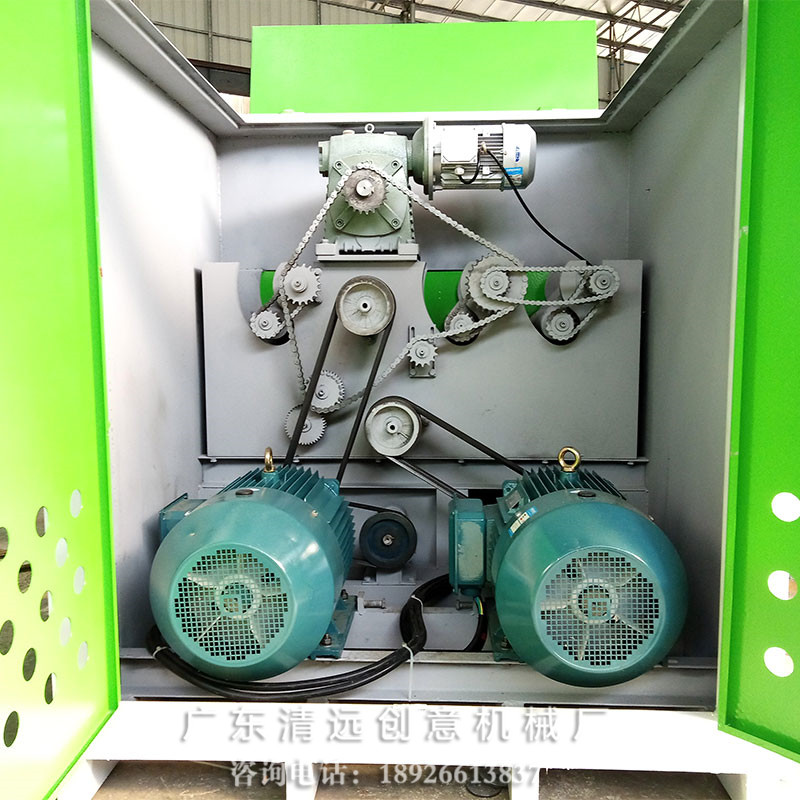 圓木多片鋸安裝國(guó)家標(biāo)準(zhǔn)的電箱，配備電流表和電壓表，